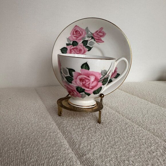 Queen Anne Bone China Tea Cup & Saucer Set With Pink Rose Design - Picture 8 of 15